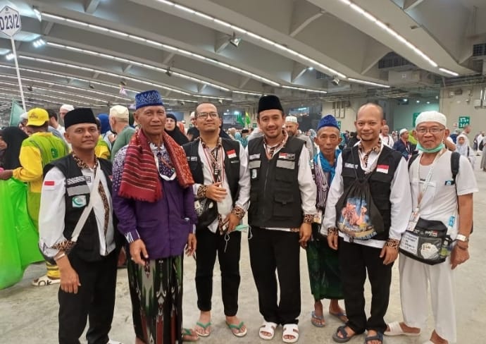 Jemaah Banyuwangi pasca lakukan kegiatan puncak Haji, Senin (24/6/2024).(blok-a.com)