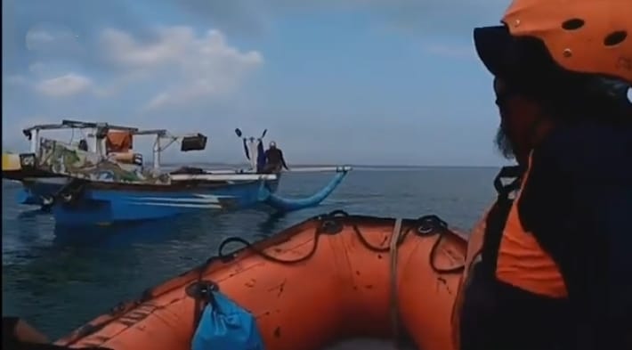 Memasuki hari ketiga, pencarian korban tenggelam di laut G Land belum ditemukan, Jumat (31/5/2024) sore. (blok-a.com/Kuryanto)