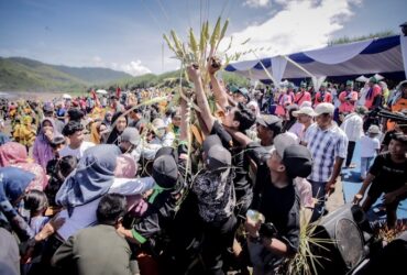 Suasana kemeriahan Festival Pegon Watu Ulo 2024. (Foto: Diskominfo Jember)