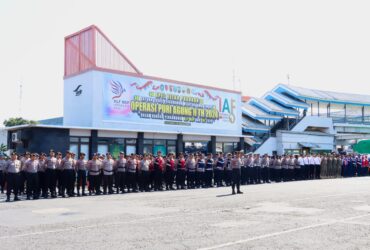 Polresta Banyuwangi saat Apel Gelar Pasukan di ASDP Ketapang Banyuwangi, Kamis (29/8/2024).(blok-a.com/Kuryanto)