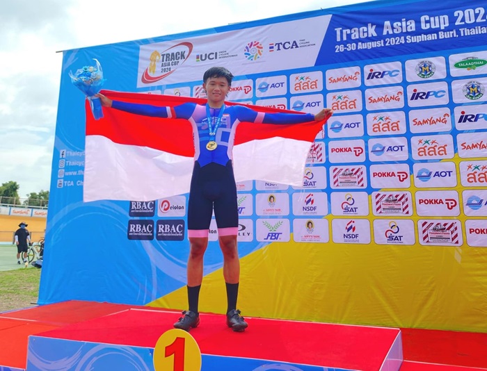 Pembalap sepeda asal klub ASC Monster Banyuwangi, Arkana Galih Haifizh Sena peraih medali emas di ajang Track Asia Cup 2024 di Velodrome Suphan Buri, Thailand.(Dok dari klub ASC Monster Banyuwangi untuk blok-a.com)