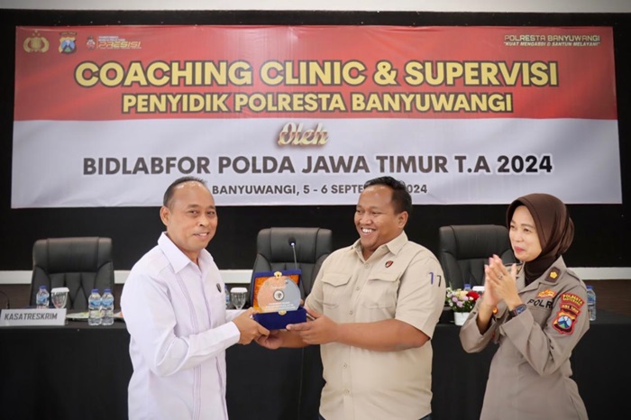 Polresta Banyuwangi mengadakan program "Coaching Clinic", Kamis (5/9/2024).(Dok. Humas Polresta Banyuwangi untuk blok-a.com)