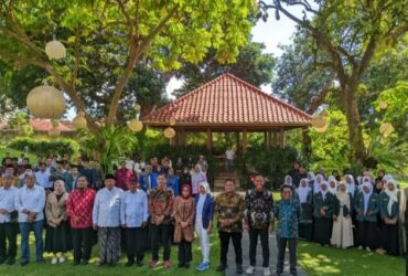 Caption : Tim KPID Jawa Timur usai seminar di Pendopo Sabha Swagata Blambangan, Banyuwangi, Sabtu (14/9/2024)(blok-a.com/Istimewa).