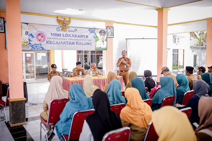 Mini lokakarya berlangsung di Aula Kecamatan Balung. (Foto: Diskominfo Jember for blok-a.com)