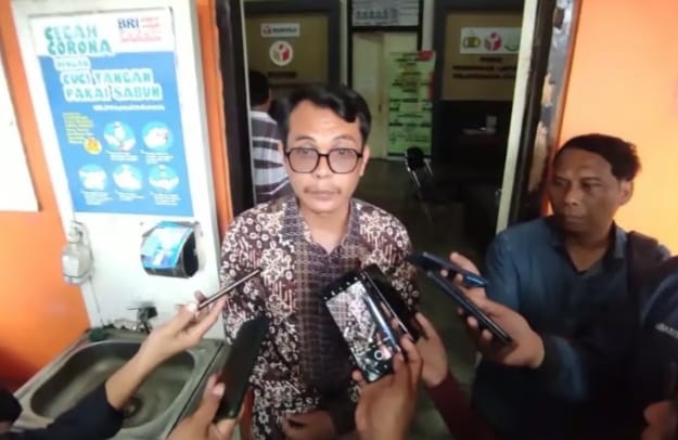 Anggota Bawaslu Banyuwangi Divisi Penanganan Pelanggaran Data dan Informasi Untung Aprilianto.(blok-a.com/Kuryanto)