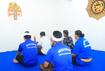 Doa lintas agama, di Lapas Kelas IIA Banyuwangi Rabu (31/12/2025).