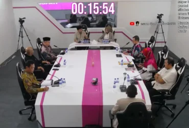 Tangkapan layar live streaming Gus Fawait Menjawab yang menghadirkan sejumlah narasumber dari berbagai latar belakang profesi, Jumat malam (10/04/2026)