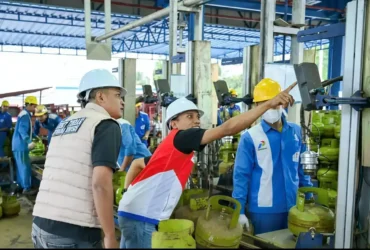 Satreskrim Polresta Banyuwangi saat lakukan Sidak SPPBE di Kecamatan Rogojampi (foto: ist)