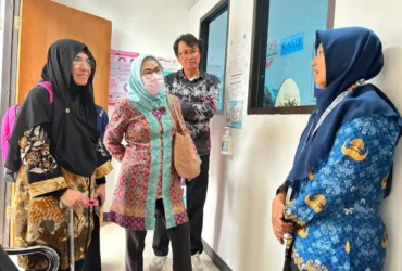 dr.Fitria E Briyanti, saat menjelaskan alur kedatangan pasien PTRM, Rabu (20/5/2026) (foto: Dok Humas RSUD)