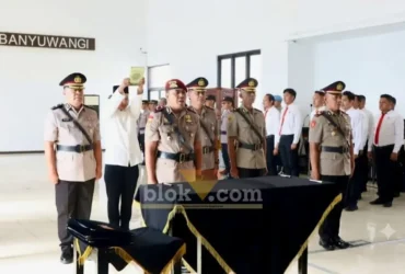 Kapolresta Banyuwangi Kombes Pol Dr. Rofiq Ripto Himawan, saat pimpin upacara Sertijab Pejabat Utama dan Kapolsek, Selasa (9/6/2026) (foto: Blok-a.com/Kuryanto)