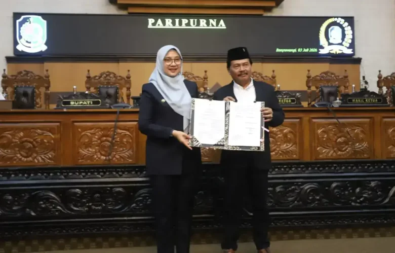 DPRD Banyuwangi Setujui Raperda Pertanggungjawaban APBD 2025 Jadi Perda, Jum'at (03/07/2026) (foto: Blok-a.com/Istimewa)