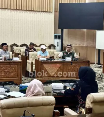 RDP Komisi IV DPRD Banyuwangi bahas kejelasan kursi kosong dan jalur afirmasi SPMB SMA-SMK Negeri tahun ajaran 2026/2027 (foto: Blok-a.com/Kuryanto)