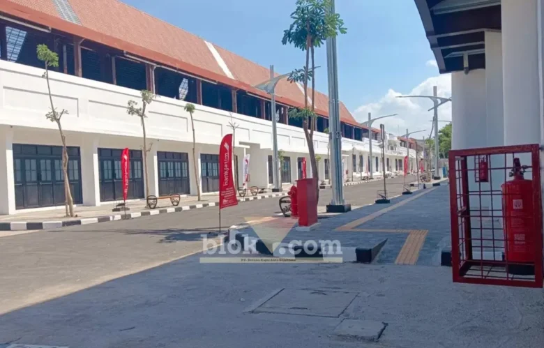 Toko zona utara dan selatan di Pasar Banyuwangi, Kamis (30/07/2026)(foto: Blok-a.com/Kuryanto)