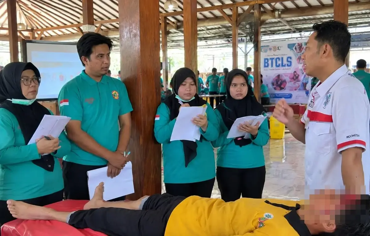 Perkuat Kompetensi Kegawatdaruratan, RSUD Genteng Gelar In House Training BTCLS