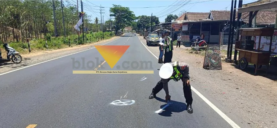 Motor Tabrakan dengan Truk Bermuatan Karton, Pemuda Asal Kampung Mandar Banyuwangi Tewas